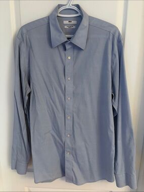 Uniqlo Men’s Pale Blue Long-Sleeve Super Non-Iron Slim Fit Dress Shirt